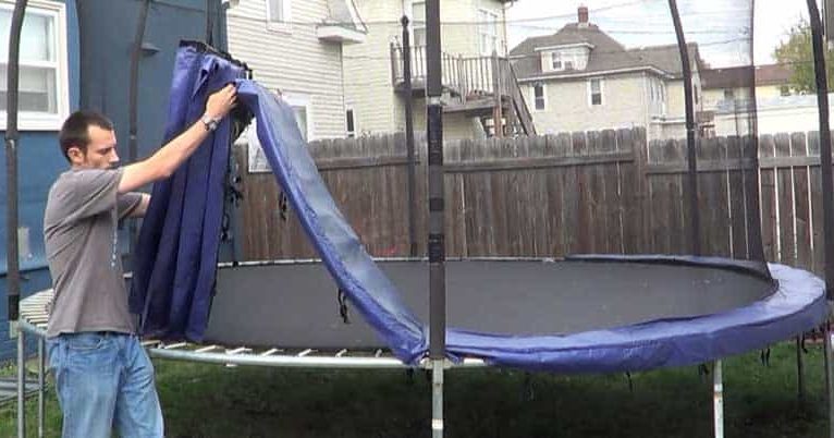 How to Clean Your Trampoline