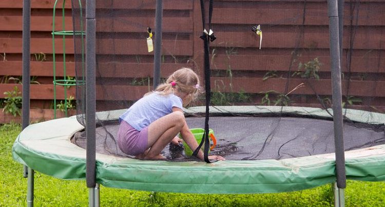 How to Maximize Trampoline Safety for Your Children